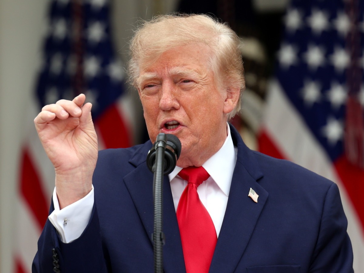 Donald Trump s'en est pris vertement samedi au président ukrainien Volodymyr Zelensky, affirmant qu'il était "temps pour l'Ukraine d'avoir un nouveau président".