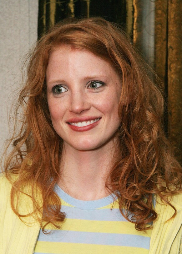 LOS ANGELES, CA - MAY 03: Actress Jessica Chastain attends the creative coalition VIP &quot;Salome&quot; party at Wadsworth Theatre on May 3, 2006 in Los Angeles, California. (Photo by Marsaili McGrat ...
