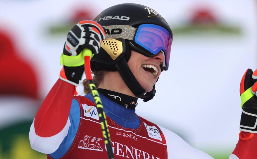 Lara GUT-BEHRAMI SUI, im Ziel. Ski Alpin, Super G der Frauen, FIS Weltcup, Saison 2020-2021, am 30.1.2021 in Garmisch, Deutschland. Quelle / Copyright / Credit : Oryk HAIST *** Lara GUT BEHRAMI SUI ,  ...