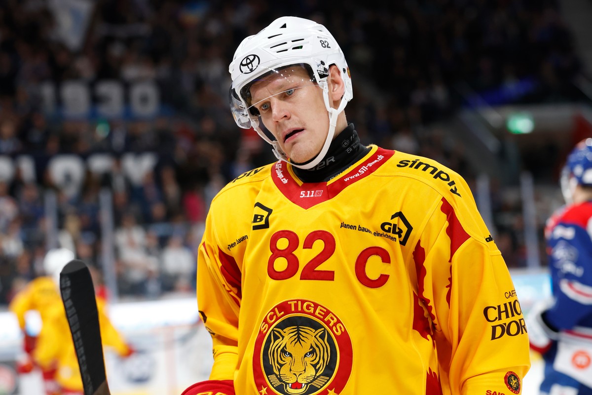 Harri Pesonen (SCL Tigers) im Spiel der Eishockey National League zwischen den ZSC Lions und den SCL Tigers vom Freitag, 27. September 2024 in der Swiss Life Arena in Zuerich. (Keystone/Manuel Geisser ...