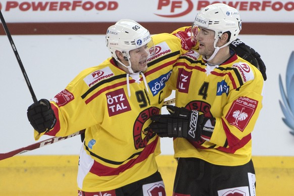 Bud Holloway (r.) hatte sich beim Check ungeschickt verhalten.