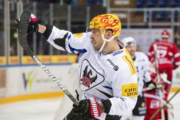 Gotterons PostFinance Top Scorer Christopher DiDomenico jubelt nach seinem 3:3 Tor im Eishockeyspiel der National League zwischen den Rapperswil-Jona Lakers und Fribourg-Gotteron am Freitag, 22. Oktob ...