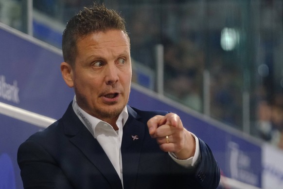 ehc Kloten Coach Lauri Marjam�ki Swiss Hockey League, National League - EHC Kloten vs HCAP KLOAMB Kloten stimo arena Z�rich Schweiz Copyright: xSergioxBrunettix