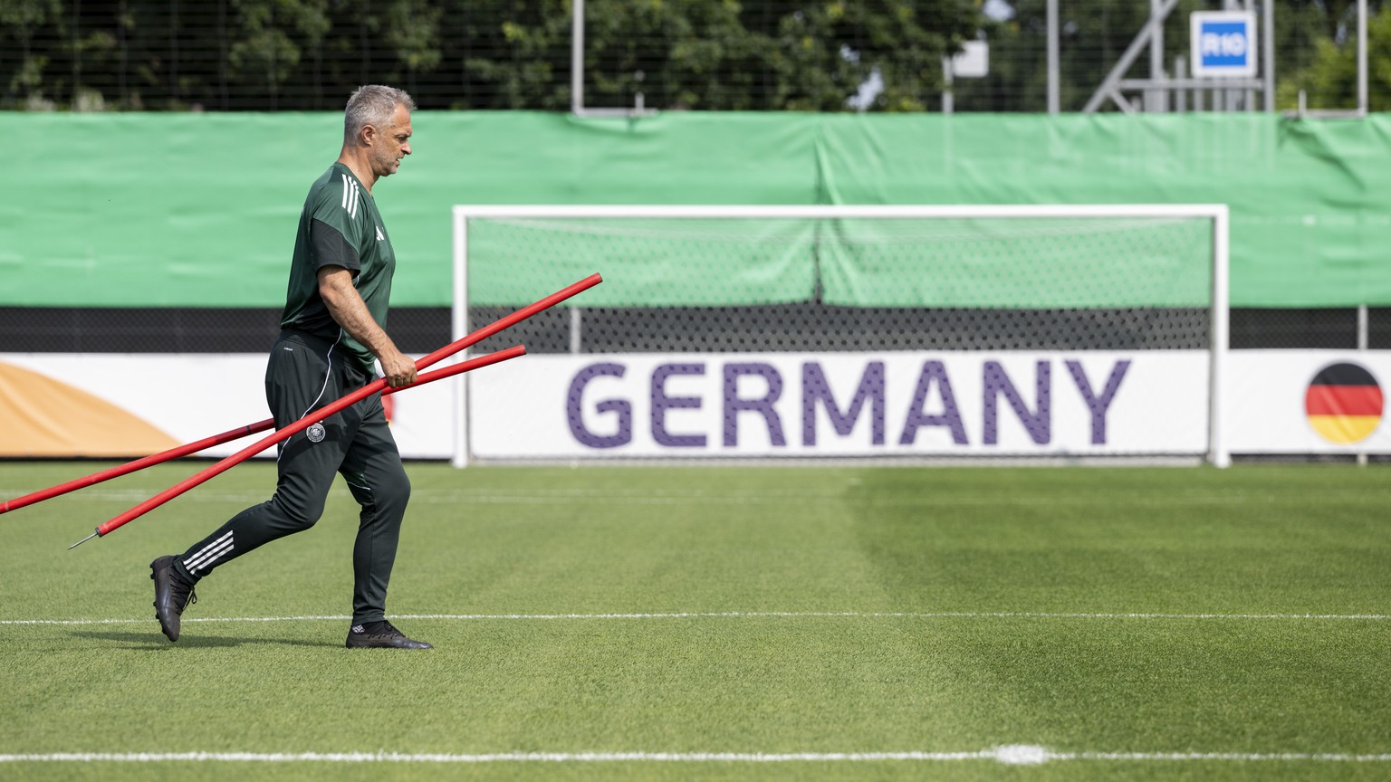 German coach Christian Wueck during the first training session ahead of the UEFA Women&#039;s EURO 2025 in Zurich, Switzerland, Tuesday, 1 July 2025. (KEYSTONE/Ennio Leanza)