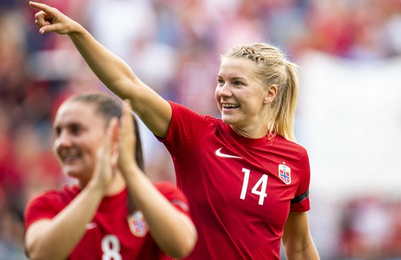 epa10033825 Ada Hegerberg during the international friendly women soccer match between Norway and New Zealand in Oslo, Norway, 25 June 2022. EPA/TERJE PEDERSEN NORWAY OUT