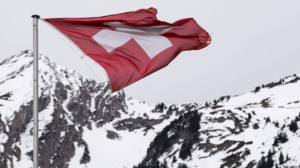 Föhnsturm am 20. Dezember am Col des Mosses im Kanton Waadt. Einzelne Föhntäler der Alpennordseite verzeichneten den mildesten Dezember seit Messbeginn im Jahr 1864. (Archivbild)