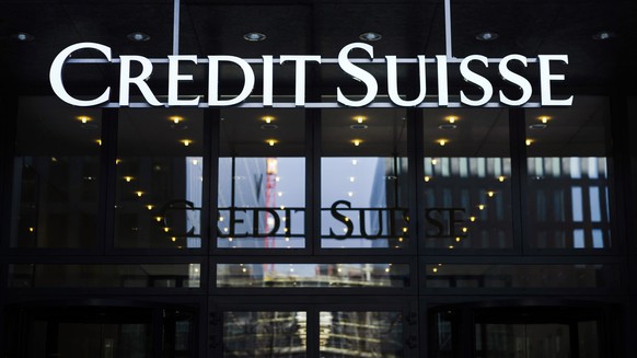 ARCHIV - DIE CREDIT SUISSE LEGT MEHR GELD FUER RECHTSSTREITIGKEITEN ZUR SEITE, DIE UEBER EIN JAHRZEHNT ZUR