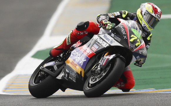 epa09204264 Italian MotoE rider Alessandro Zaccone (L) of Octo Pramac MotoE and Swiss MotoE rider Dominique Aegerter (R) of Dynavolt Intact GP in action during the French Motorcycling Grand Prix in Le ...