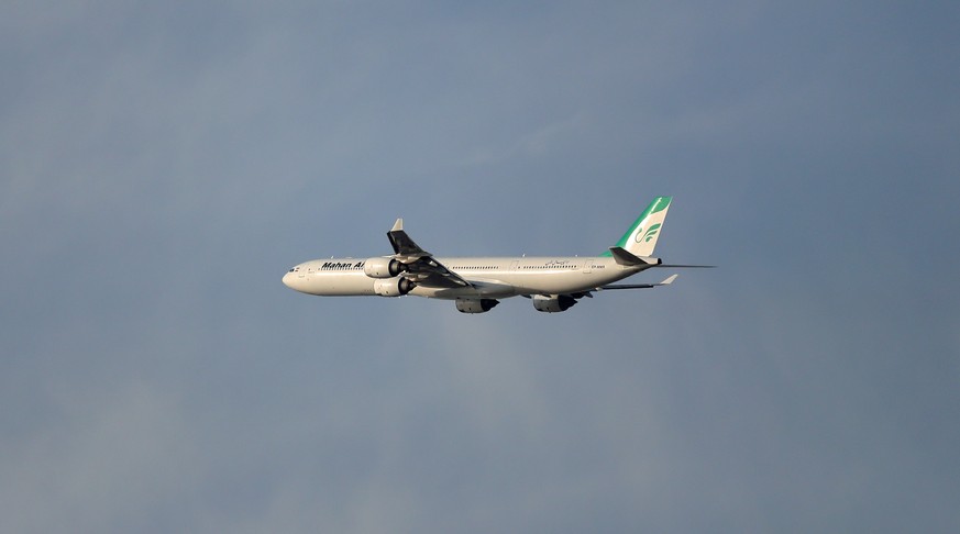 epa08247976 An Airbur A340 Aircraft (Tail number EP-MMR) owned by the Iranian Mahan Air takes off from Dubai International Airport in Gulf emirate of Dubai, United Arab Emirates, 25 February 2020. The ...