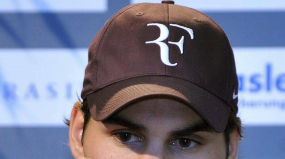 Nike hält die Rechte an Federers «RF»-Logo.