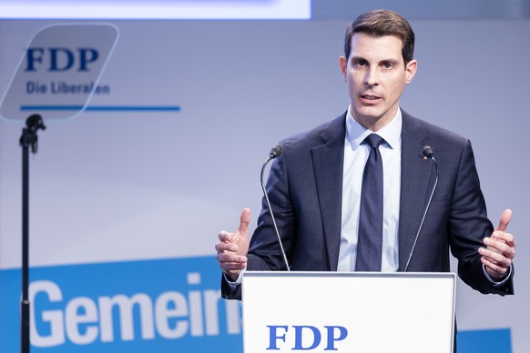 FDP Parteipraesident Thierry Burkart spricht an der Delegiertenversammlung der FDP Schweiz am Samstag, 21. Januar 2023 in Duebendorf. (KEYSTONE/Michael Buholzer)