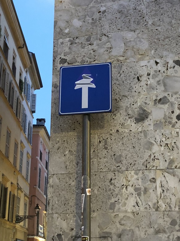 Vandalismus ist scheisse? 54 Bilder von cleveren Ansätzen, die das Gegenteil beweisen
Parma.