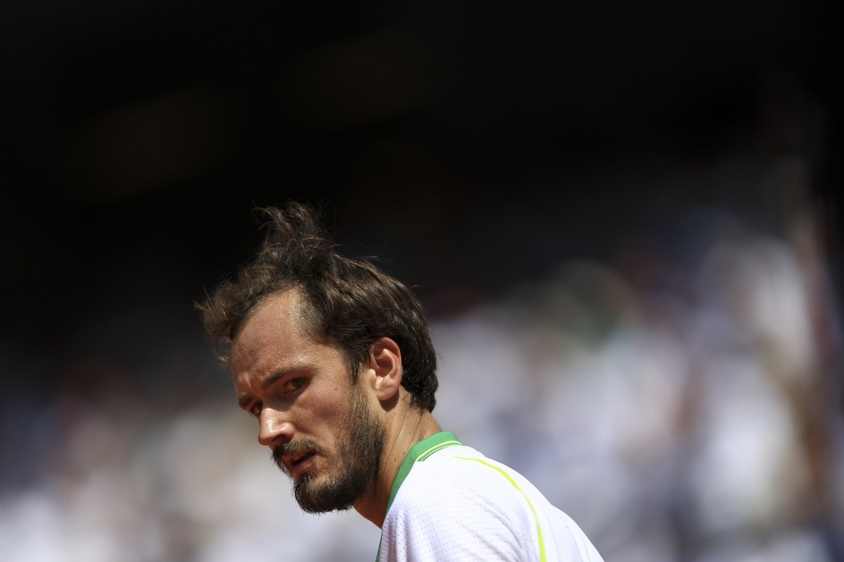 Russia's Daniil Medvedev looks back during his first round match of the French Open tennis tournament against Brazil's Thiago Seyboth Wild at the Roland Garros stadium in Paris, Tuesday, May ...