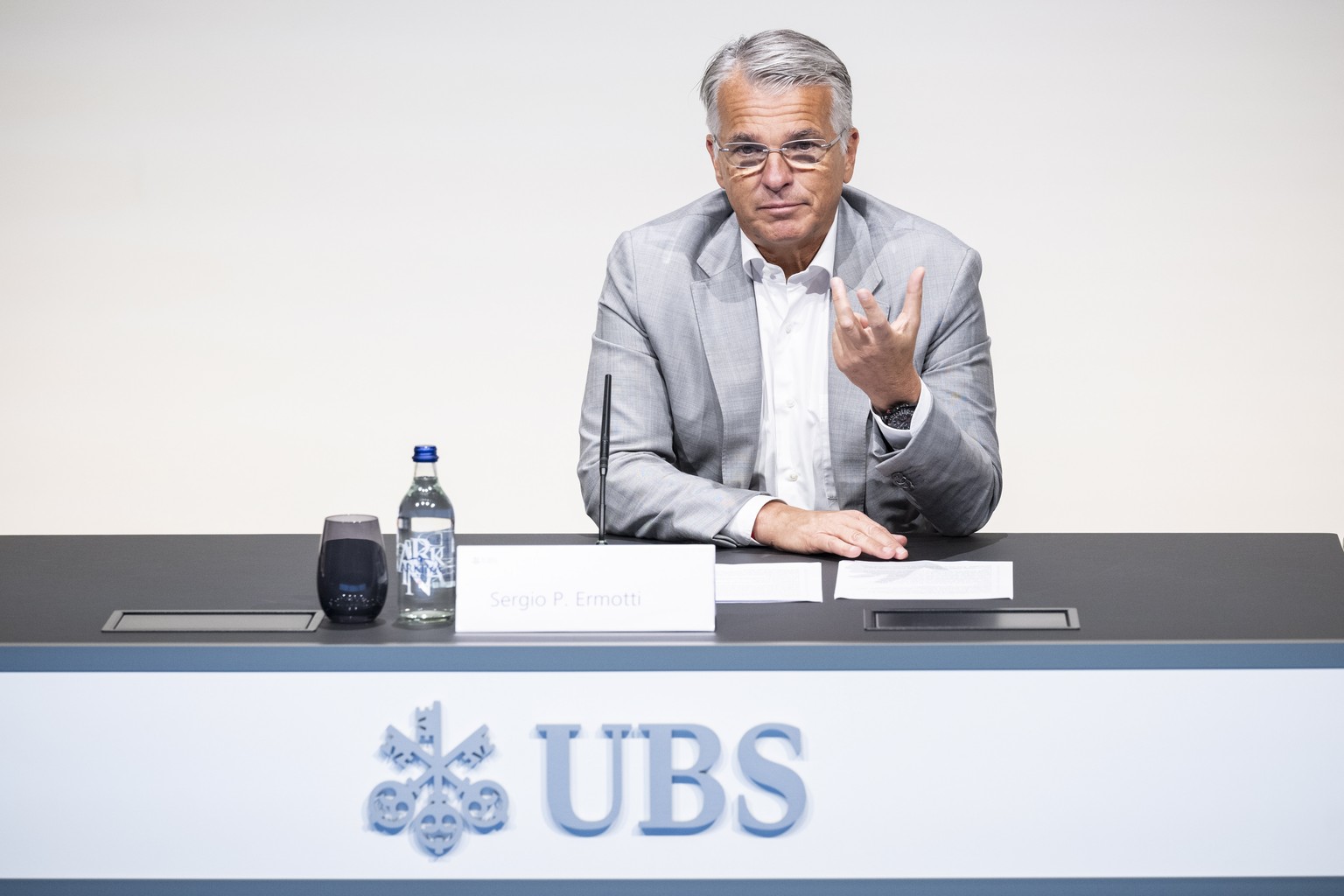 epa10830469 Group Chief Executive Officer of Swiss Bank UBS Sergio P. Ermotti speaks during the presentation of the second quarter 2023 and first results since the Credit Suisse merger, in Zurich, Swi ...