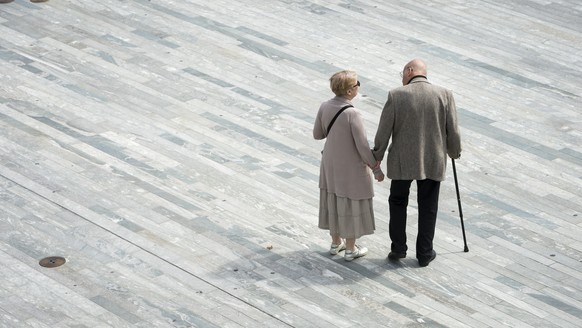 FILER - On 25 September 2016, the Swiss electorate will vote on the popular initiative: &#039;OASIplus: for a decent old-age pension&#039;. In Switzerland, everyone is entitled to an old-age pension f ...