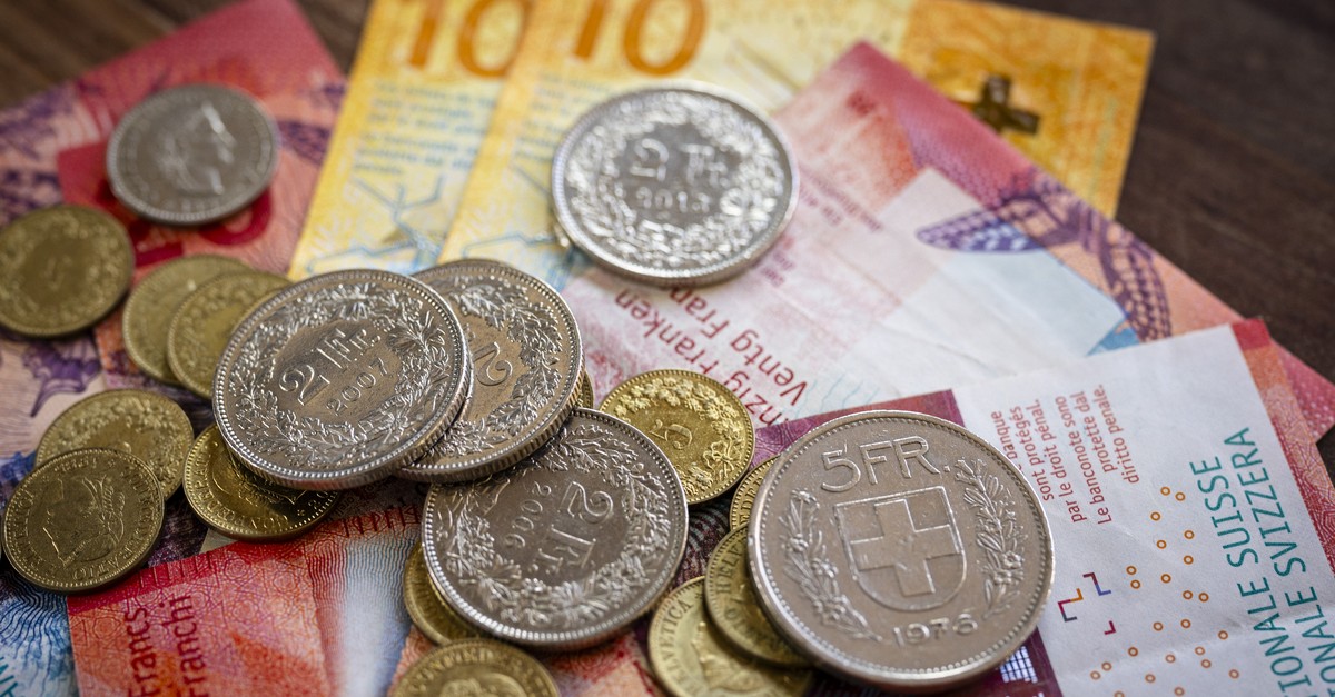 Verantwortliche-der-Bargeld-Initiative-starten-Abstimmungskampagne