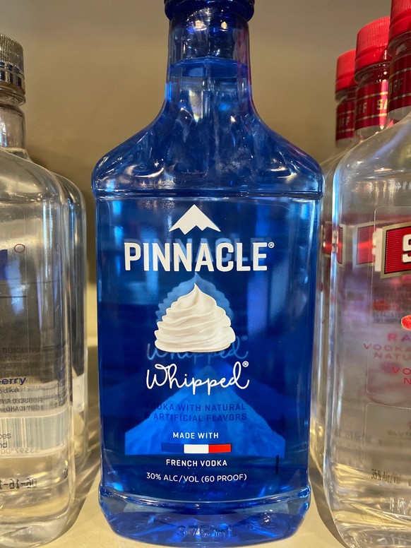 Pinnacle Whipped Cream Vodka schlagrahm wodka trinken drinks cocktails https://shop.obriensliquor.com/products/265-033621-37-1?pr_prod_strat=e5_desc&amp;pr_rec_id=21f682070&amp;pr_rec_pid=449536321131 ...