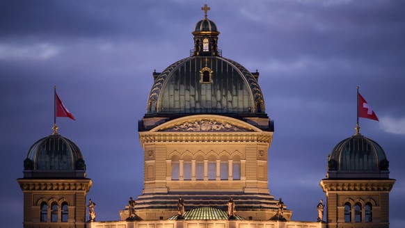 The Federal Palace pictured during a autumn sunset, Wednesday, October 9, 2019 in Bern, Switzerland. (KEYSTONE/Anthony Anex) Bundeshaus Bern