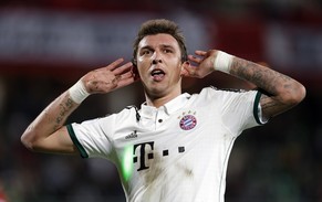 Hört Mandzukic, dass seine Zeit bei den Bayern bald abgelaufen ist?