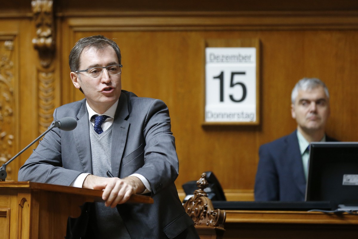 Roland Rino Buechel (SVP-SG) spricht im Nationalrat, waehrend der Wintersession der Eidgenoessischen Raete, am Donnerstag, 15. Dezember 2016, in Bern. (KEYSTONE/Peter Klaunzer)