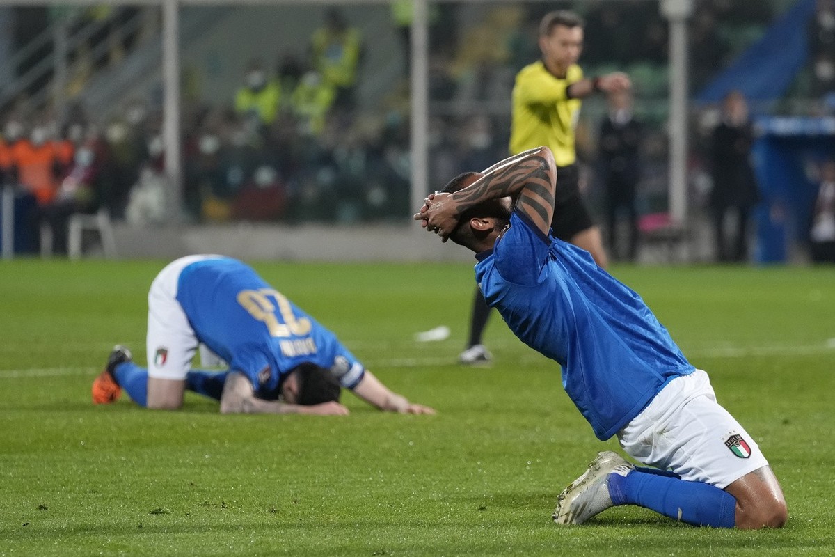 Italy's Joao Pedro reacts after missing a scoring chance in the World Cup qualifying play-offsoccer match between Italy and North Macedonia, at Renzo Barbera stadium, in Palermo, Italy, Thursday, ...