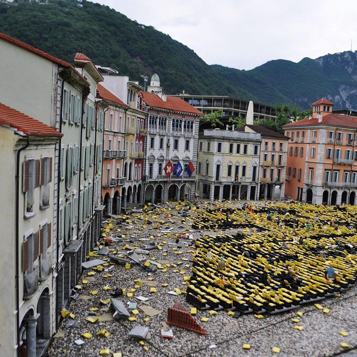 Un violent orage accompagné de grêle a causé d'importants dégâts au musée miniature en plein air de Melide (TI), dans la nuit de mardi à mercredi 31 mai.