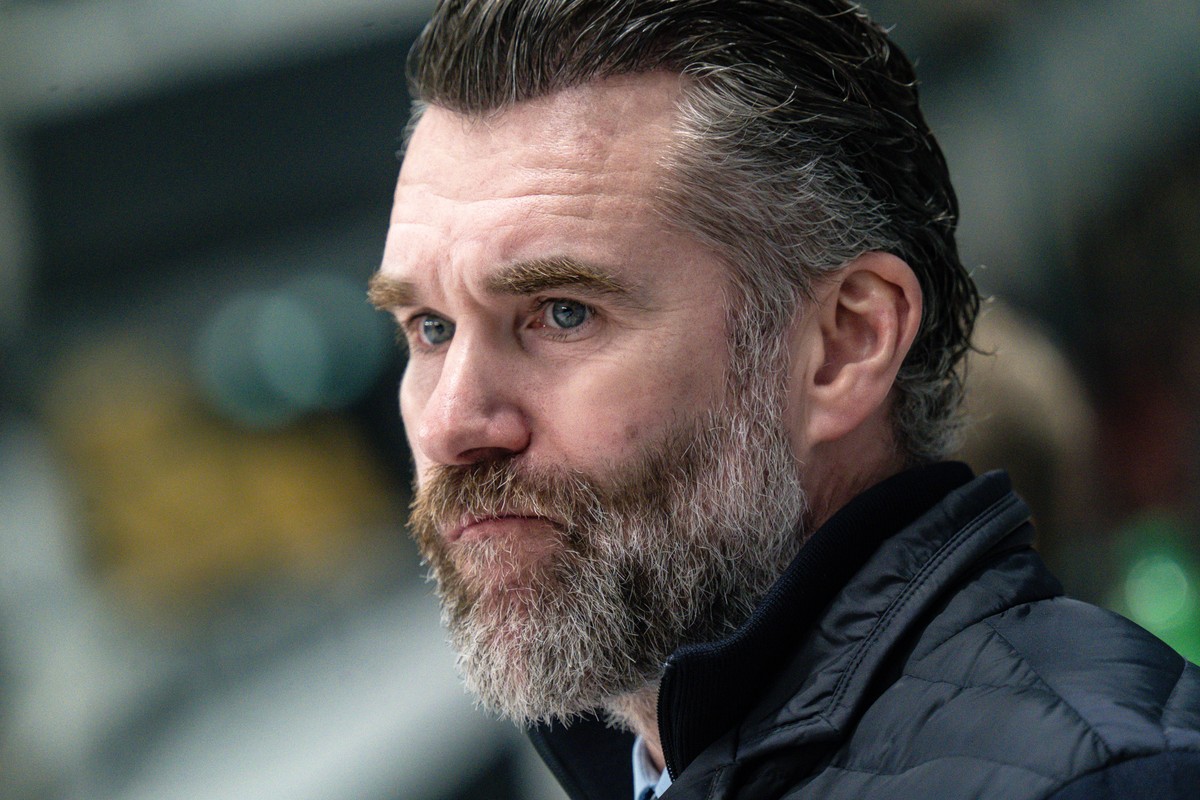 L'entraineur Christian Dube, during the 2025/26 Swiss National League championship game between HC Lugano and EHC Biel-Bienne, played on Tuesday, February 24, 2026, at the Cornèr Arena in Lugano, ...