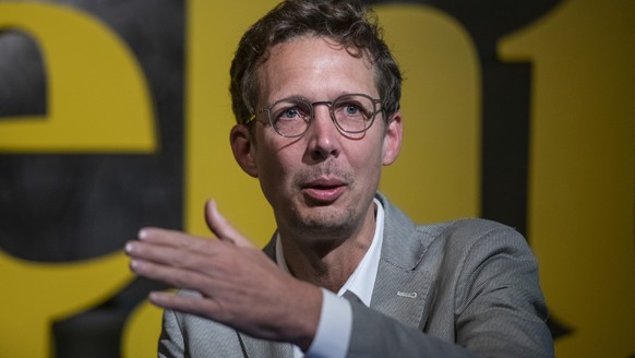 Michael Hermann (Leiter Forschungsstelle sotomo), an der Medienkonferenz der Gesundheitsfoerderung Schweiz, im Cabaret Voltaire in Zuerich, am Mittwoch, 10. Oktober 2018. Mehr als 5‘500 Menschen haben ...