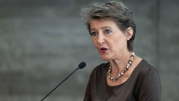 Bundesraetin Simonetta Sommaruga spricht an der Sommertagung der SP Schweiz, am Samstag, 2. Juli 2022 in Biel. (KEYSTONE/Peter Schneider)