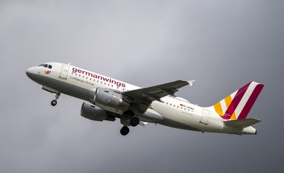 epa08093727 (FILE) - A Germanwings Airbus of German Lufthansa Group takes off at International Airport in Stuttgart, Germany, 25 September 2019 (reissued 29 December 2019). Flight attendant union UFO  ...