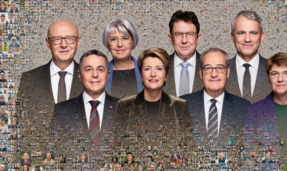 Das Bundesratsfoto. Vorne, von links nach rechts: Bundesrat Ignazio Cassis (FDP), Bundespräsidentin Karin Keller-Sutter (FDP), Vizepräsident Guy Parmelin (SVP), Bundesrätin Viola Amherd (Die Mitte). H ...