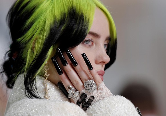 Billie Eilish arrives at the Oscars on Sunday, Feb. 9, 2020, at the Dolby Theatre in Los Angeles. (AP Photo/John Locher)