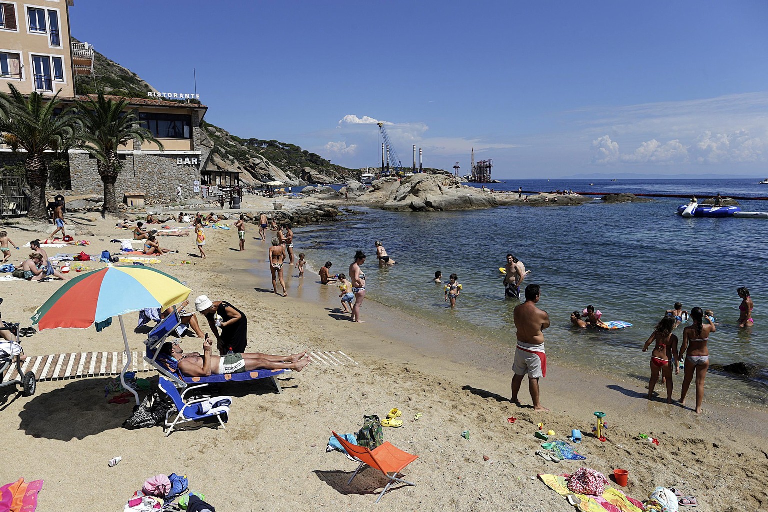 Der Strand von Giglio.