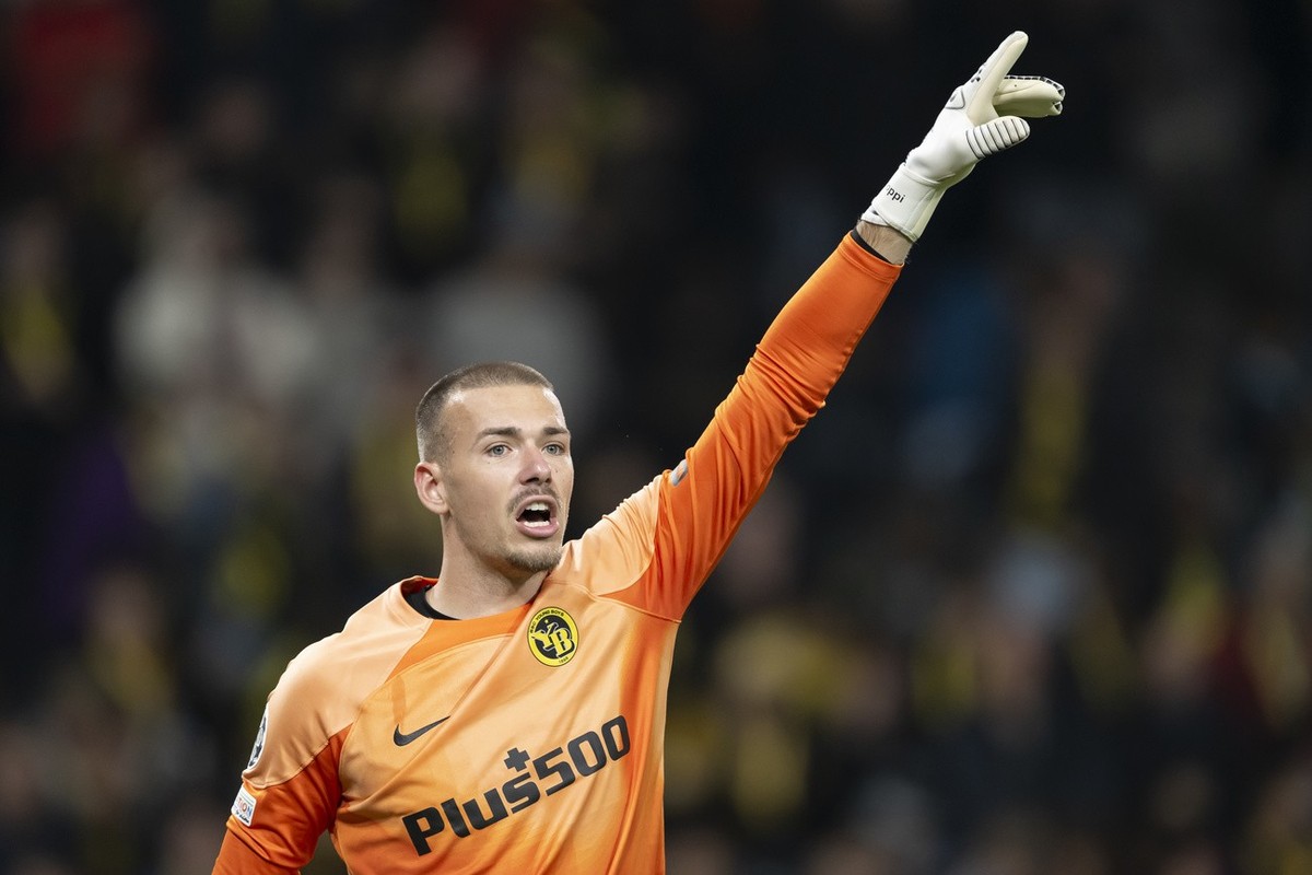 YB?s goalkeeper Anthony Racioppi reacts during the UEFA Champions League Play-offs 2nd leg match between Switzerland's BSC Young Boys and Israel?s Maccabi Haifa, at the Wankdorf Stadion, in Berne ...