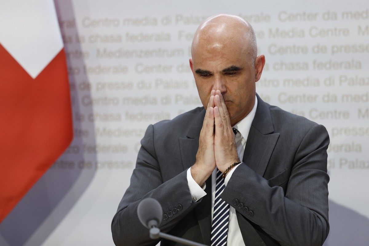 Le ministre de la Santé Alain Berset a annoncé les primes maladie pour la dernière fois.