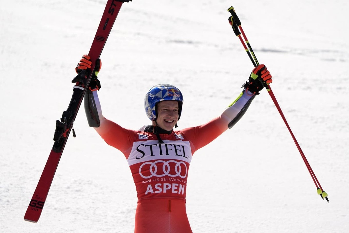 Marco Odermatt, leader serein de la Coupe du monde de ski alpin.