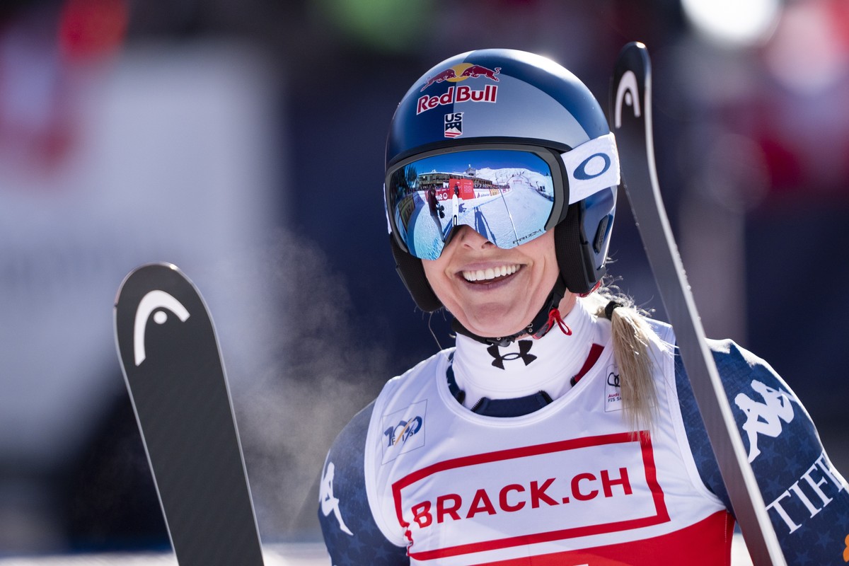 epa11788238 Lindsey Vonn of USA smiles in the finish area during the Women's Super-G race at FIS Alpine Skiing World Cup event in St. Moritz, Switzerland, 21 December 2024. EPA/JEAN-CHRISTOPHE BO ...