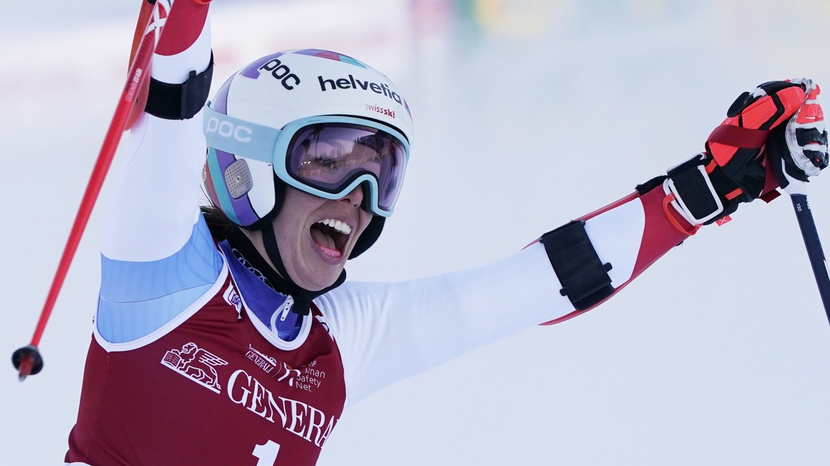 Switzerland's Michelle Gisin reacts after completing an alpine ski, women's World Cup giant slalom, in Kranjska Gora, Slovenia, Saturday, Jan. 16, 2021. (AP Photo/Giovanni Auletta)