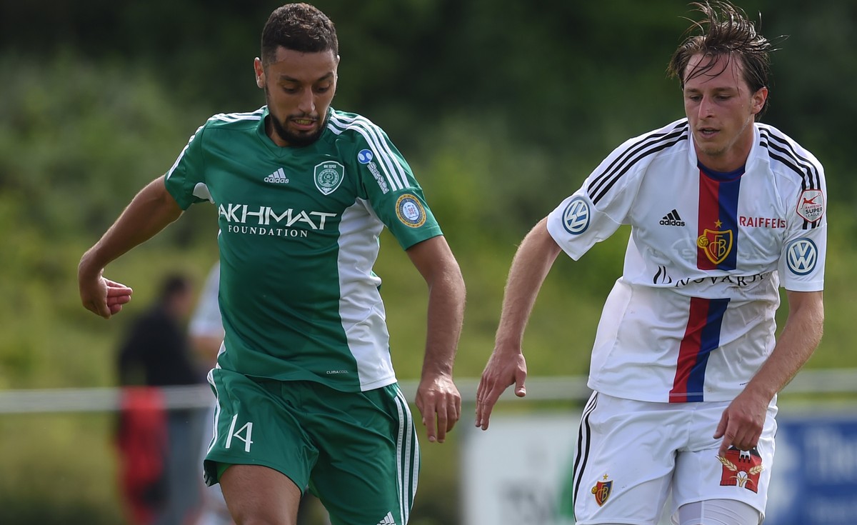 12.07.2014; Neuried; FC Basel - Terek Grosny;Ismail Aissati (Grosny) Luca Zuffi (Basel) (Andy Mueller/freshfocus)