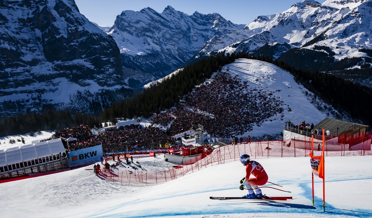 Marco Odermatt of Switzerland in action during the men's Downhill race at the Alpine Skiing FIS Ski World Cup, in Wengen, Switzerland, Saturday, January 18, 2025. (KEYSTONE/Jean-Christophe Bott)
