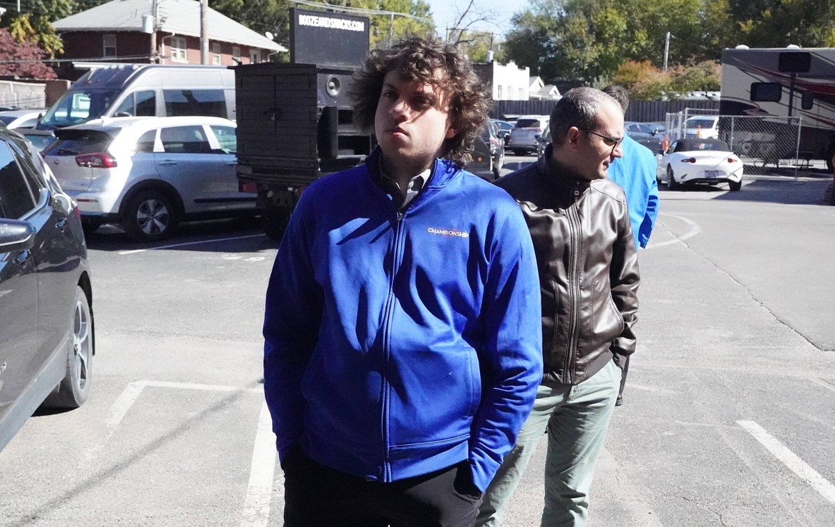 Chess Grandmaster Hans Niemann waits in line to be scanned by security as he enters the St. Louis Chess Club for Round 13 of the U.S. Championship 2022 in St. Louis on Wednesday, October 19, 2022. PUB ...