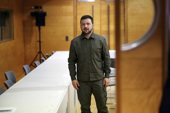 Ukraine&#039;s President Volodymyr Zelenskyy looks on before meeting British Prime Minister Rishi Sunak during the European Political Community summit in Granada, Spain, Thursday Oct. 5, 2023. (Juan M ...