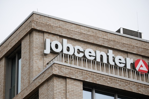 epa12332708 A view of the facade of a Jobcenter building in Friedrichshain-Kreuzberg in Berlin, Germany, 29 August 2025. According to the German Labor Ministry, the number of unemployed people in Germ ...