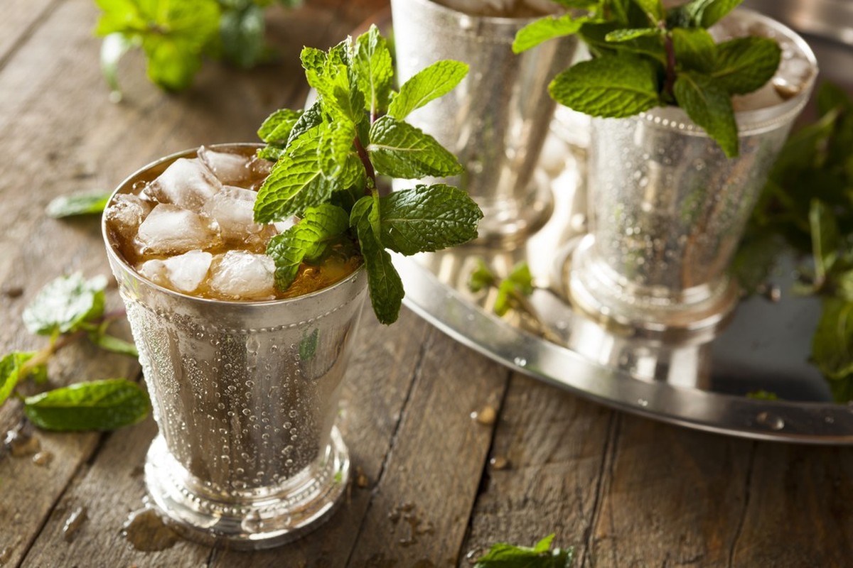 Mint Julep cocktail drink bourbon minze trinken alkohol sommer