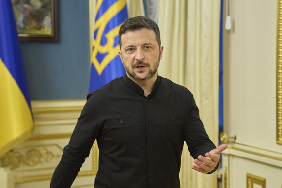 Ukrainian President Volodymyr Zelenskyy speaks during a briefing in Kyiv, Ukraine, Monday, May 19, 2025. (AP Photo/Efrem Lukatsky)
Russia Ukraine War