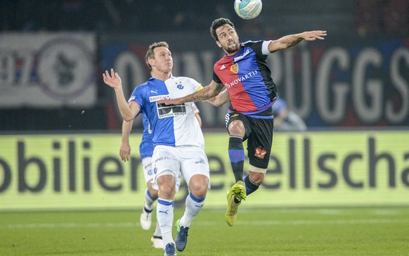 29.10.2016; Zuerich; FUSSBALL SUPER LEAGUE - GC - BASEL;
Kim Kaellstroem (GC) Matias Delgado (Basel) 
(Andy Mueller/freshfocus)