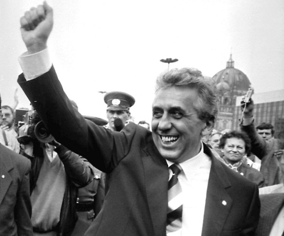 Egon Krenz waves to the public in East Berlin Oct. 24, 1989, six days after replacing Erich Honecker as East German leader and head of Communist Socialist Unity Party (SED). Krenz promised a new trave ...