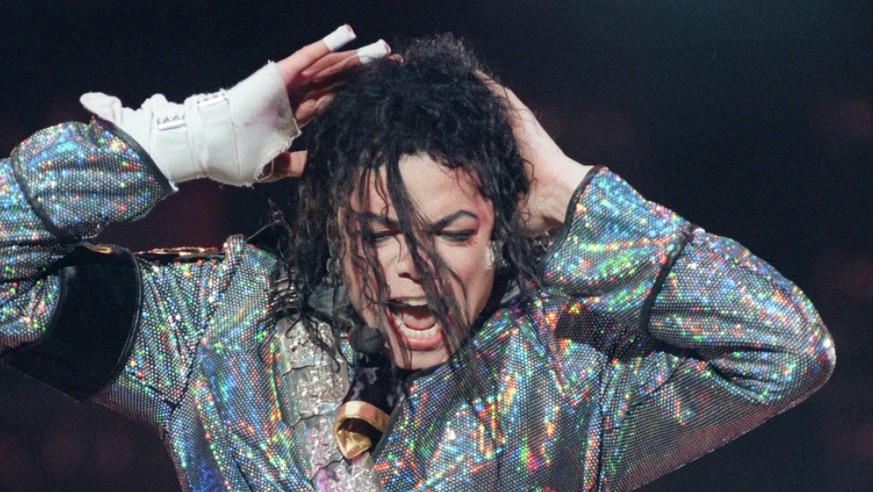 &quot;Leaving Neverland&quot; nun auch bei uns zu sehen: Die umstrittene Doku, in der US-Popstar Michael Jackson erneut des Kindesmissbrauchs beschuldigt wird, läuft am Samstag auf ProSieben. (Archivb ...