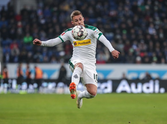 epa07233307 Moenchengladbach&#039;s Thorgan Hazard in action during the German Bundesliga soccer match between TSG 1899 Hoffenheim and Borussia Moenchengladbach in Sinsheim, Germany, 15 December 2018. ...