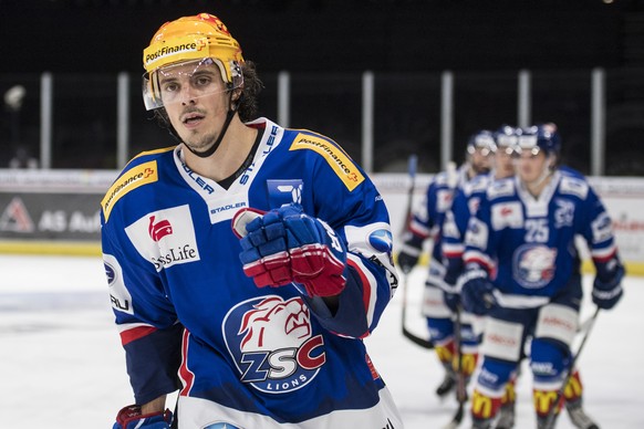 Der Zuercher Roman Wick beim Eishockeyspiel der National League ZSC Lions gegen dem Lausanne HC im Hallenstadion in Zuerich, aufgenommen am Freitag, 16. September 2016. (KEYSTONE/Ennio Leanza)